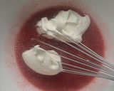 Une image de l'étape 6 de Mousse fraises-groseilles.