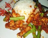 รูปขั้นตอนการทำที่ 5 ของ ผัดพริกแกงหมูใส่ถั่วฝักยาว