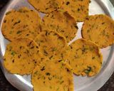 પાલક મેથી મસાલા પૂરી (Palak Methi Masala Poori Recipe In Gujarati) રેસીપી સ્ટેપ3ફોટો