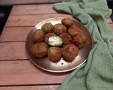 A picture of step 7 of Yummy Corn Palak Paneer Balls.