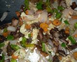 A picture of step 3 of Makarnasi pasta.