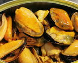 Foto del paso 1 de la receta: Salpicón de Boquerones y Mejillones  en salsa vinagreta