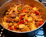 Foto del paso 3 de la receta: Guiso de mondongo y chorizos 🥩 🌿🥣🥕🫛