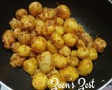 A picture of step 2 of Kathiyawadi Lasaniya Batata.