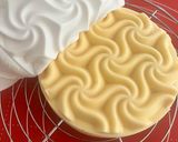 Fehércsokis-zellerpürés mousse torta gyümölcsbetéttel, pisztáciás ropogós piskótával recept fázis 6 fotója