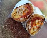 Foto langkah ke 7 dari resep Salad Wrap.