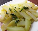 Foto del paso 3 de la receta: Guatila / chayote / yota con aceite de oliva y ajo..