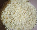 Foto langkah ke 1 dari resep Chicken noodle nuget with cheese.