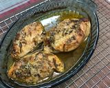 A picture of step 5 of Rosemary Chicken Breasts with Garlic Sauce 🧄.
