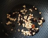 A picture of step 3 of Papaya ladu.