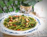 Foto langkah ke 4 dari resep Tumis Kangkung Udang.