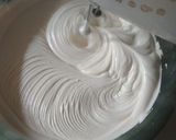 Foto langkah ke 5 dari resep Bolu Kukus Ombre.