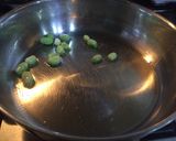Foto del paso 1 de la receta: Arroz con Ajidulce&Habas al Curry #lacocinadegiri