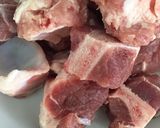 Hình bước làm 1 của món Mì hoành thánh xá xiu