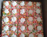 Foto langkah ke 6 dari resep Cake Potong Hias.