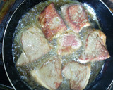 Foto del paso 1 de la receta: Corte de res en salsa de jitomate rojo a la Mario, s