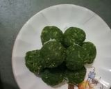 પાલક અને બીટ લાડુ (Palak Beetroot Ladoo Recipe In Gujarati) રેસીપી સ્ટેપ3ફોટો