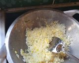 Foto langkah ke 3 dari resep Nasi goreng Mentega Telur.