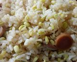 Foto langkah ke 3 dari resep Nasi goreng toge sosis.