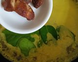 Foto langkah ke 2 dari resep Ayam Goreng Kremes.
