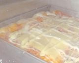 Foto langkah ke 7 dari resep Pizza Homemade Takaran Sendok.