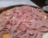 Foto del paso 2 de la receta: Pizza casera con jamón y huevo😍🤗