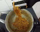 Gambar langkah 3 resipi #phopbylinimohd#batch18Ramen Goreng.