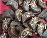 Foto langkah ke 5 dari resep Choco Cashew Cookies Ekonomis (kukis kacang mete).