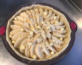 Une image de l'étape 7 de Tarte poires et amandes (pâte brisée au saindoux).