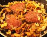 Foto del paso 8 de la receta: Pimientas, bifes y ensalada