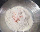 A picture of step 1 of Suzi paneer momos.