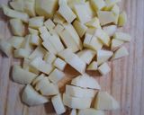 Foto del paso 4 de la receta: Hamburguesas en colchón de cebollas y papas con cheddar