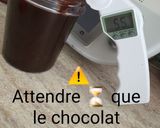 Une image de l'étape 2 de Glaçage miroir cacao amer.