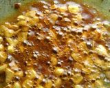 A picture of step 3 of Lasooni tawa fry mataki.