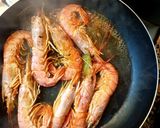 Foto del paso 2 de la receta: Gambones "La lusitana"