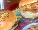 Foto del paso 11 de la receta: Hamburguesas.. con salsa barbacoa y aros de cebolla al horno