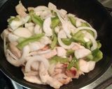 Foto del paso 2 de la receta: Pechugas de pollo con salsa rosada