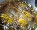 Foto langkah ke 6 dari resep Ayam Goreng Kremes.