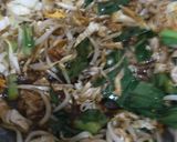 Foto langkah ke 5 dari resep 1071. Kwetiau Goreng Spicy.