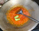 Foto langkah ke 5 dari resep Ayam Suwir Pedas Kemangi.