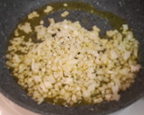 Foto del paso 2 de la receta: Empanada de chorizo y champiñones