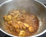 A picture of step 2 of Prawns Gravy.