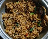 Foto langkah ke 4 dari resep Mie Goreng ala Chinese Resto.