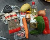 Foto del paso 1 de la receta Lentejas con verduras 🥕🌶️ y chorizo🥓