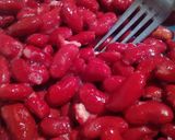 Foto del paso 2 de la receta Tapas de tomate con paté de alubias Rojas, cilantro y albahaca enriquecidas con Agua de Mar