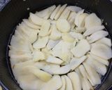 Foto del paso 3 de la receta: Tarta de manzana riquísima y fácil!