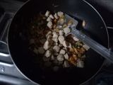 এগ সোয়া স্যুপ (egg soya soup recipe in bengali)