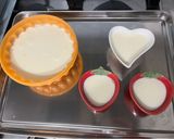 Foto del passaggio 4 della ricetta Panna cotta alla vaniglia🍮