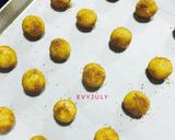 Foto langkah ke 3 dari resep Palm Cheese Cookies.