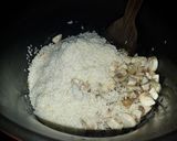 A picture of step 3 of Mushroom risotto.